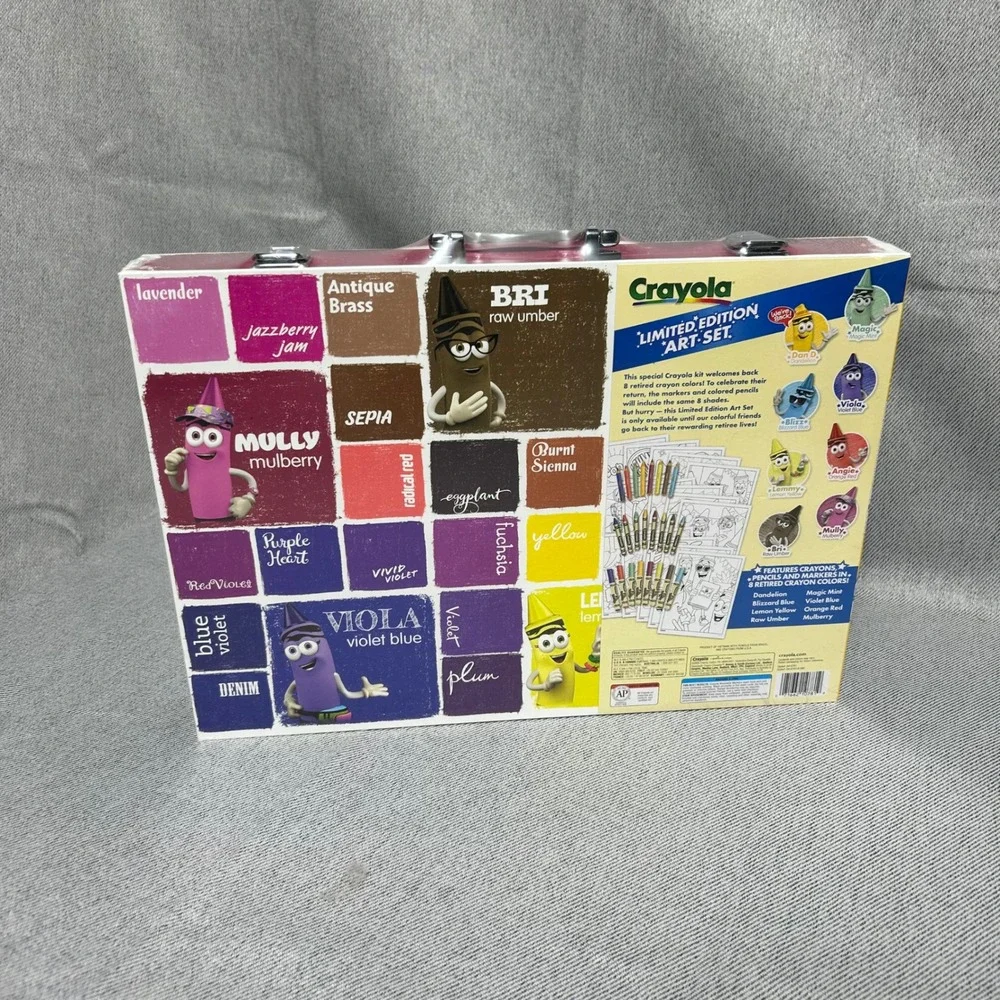 Crayola Limited Edition Art Set 115 Pieces 8 Retired Colors Case Gift Pack